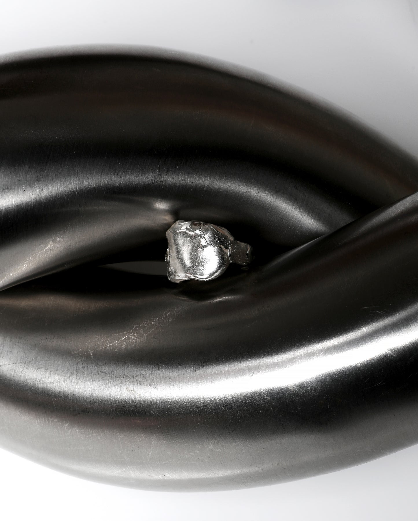 Eos ear cuff