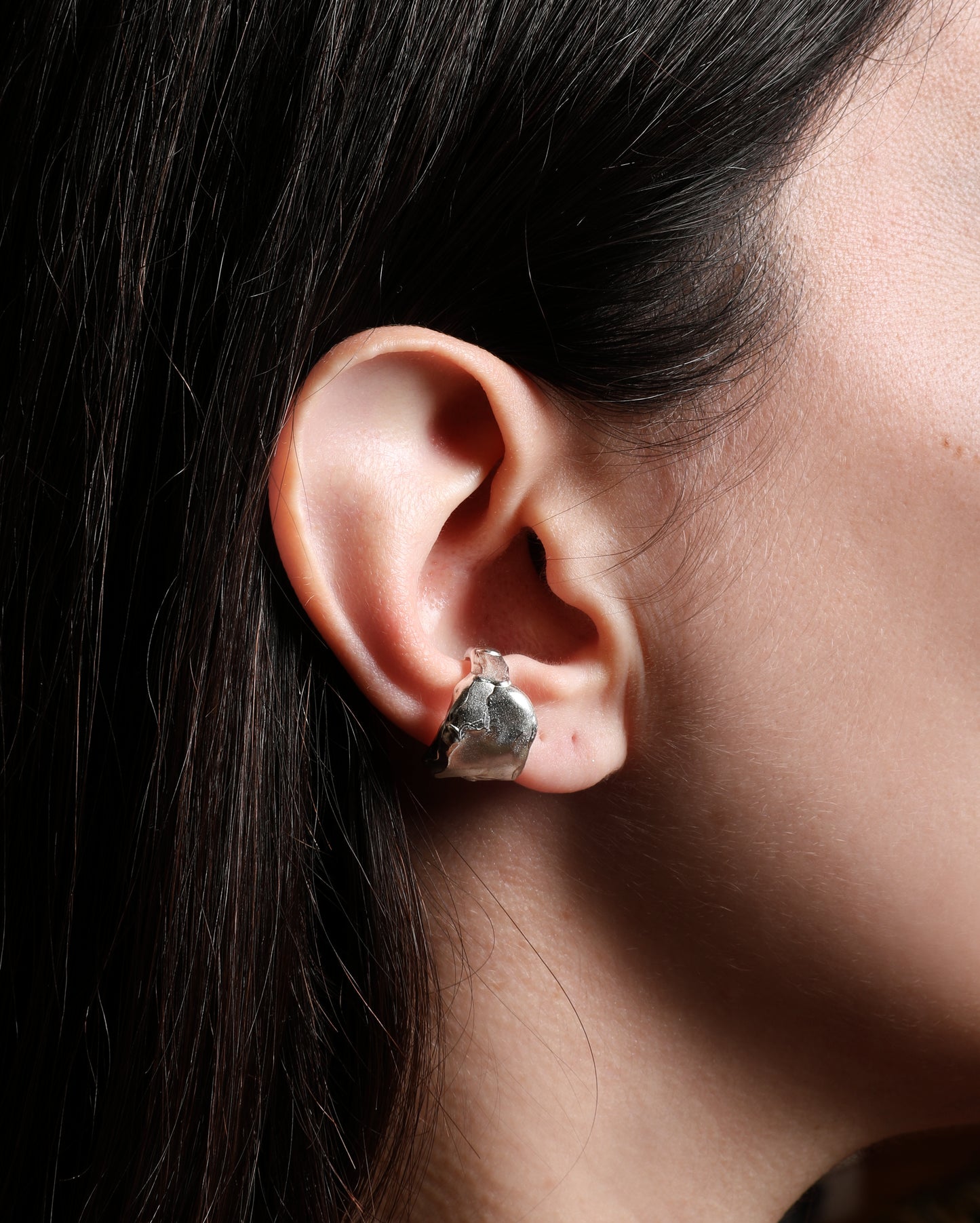 Eos ear cuff