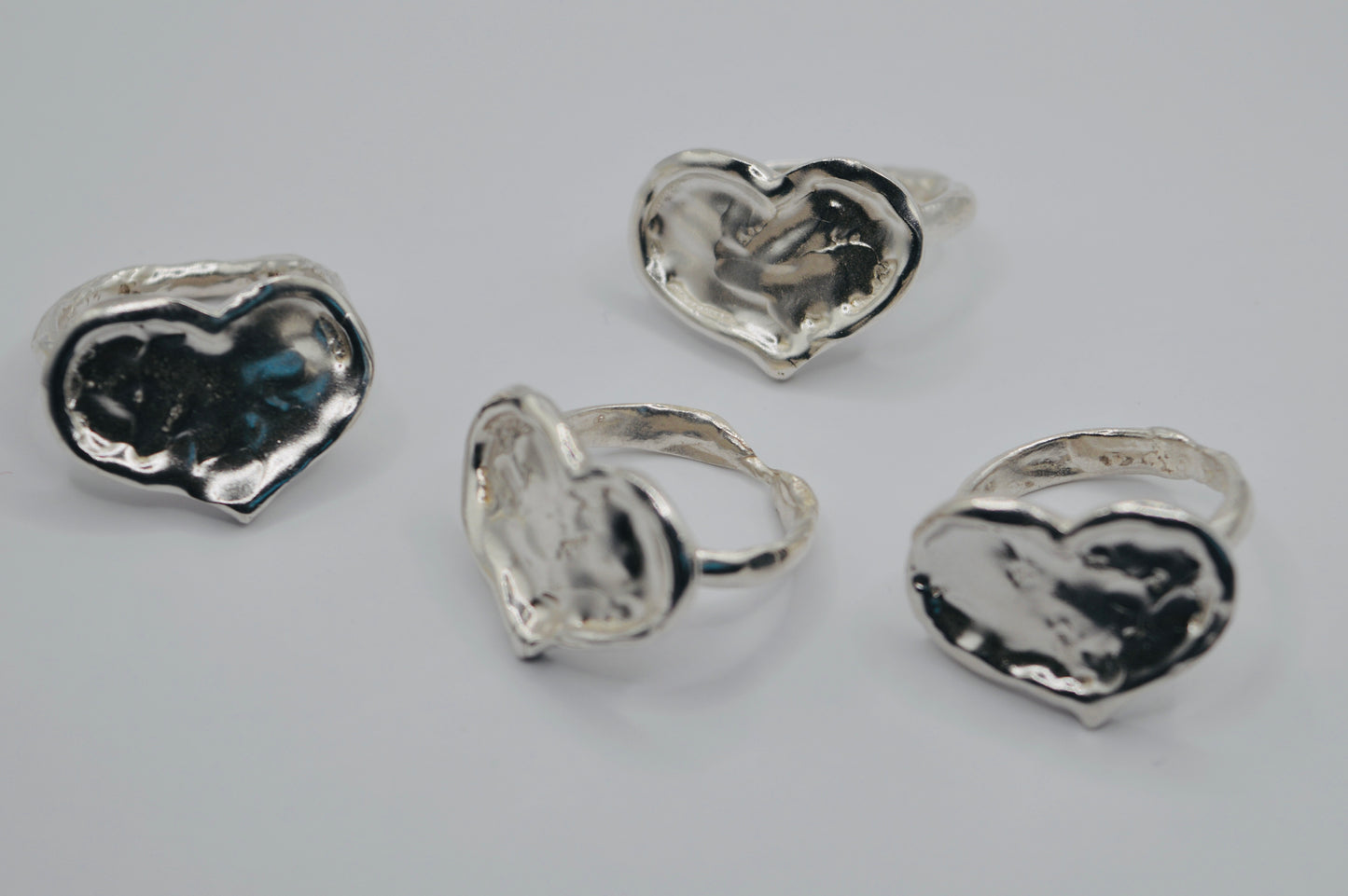 Melting heart ring