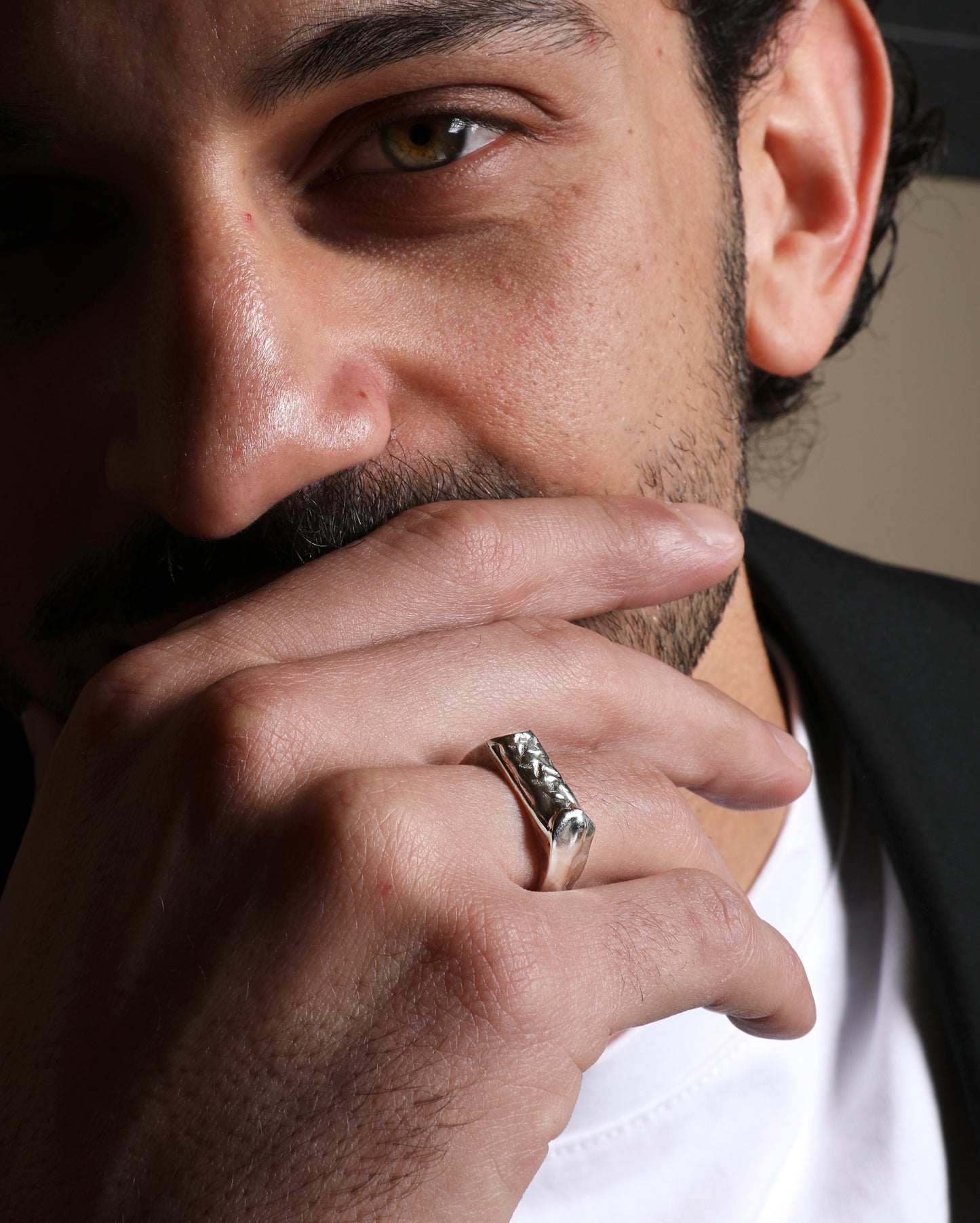 Ares ring