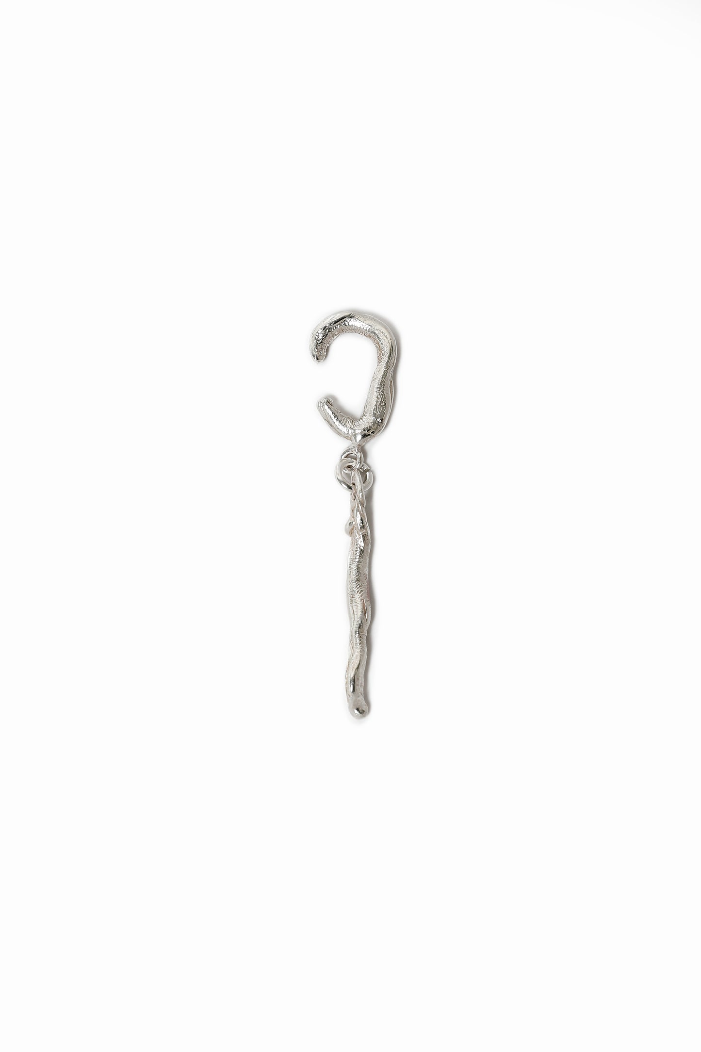 Nada ear cuff