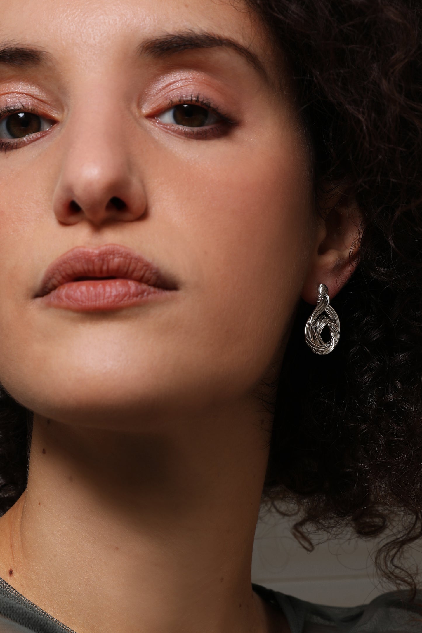 Alyah earrings