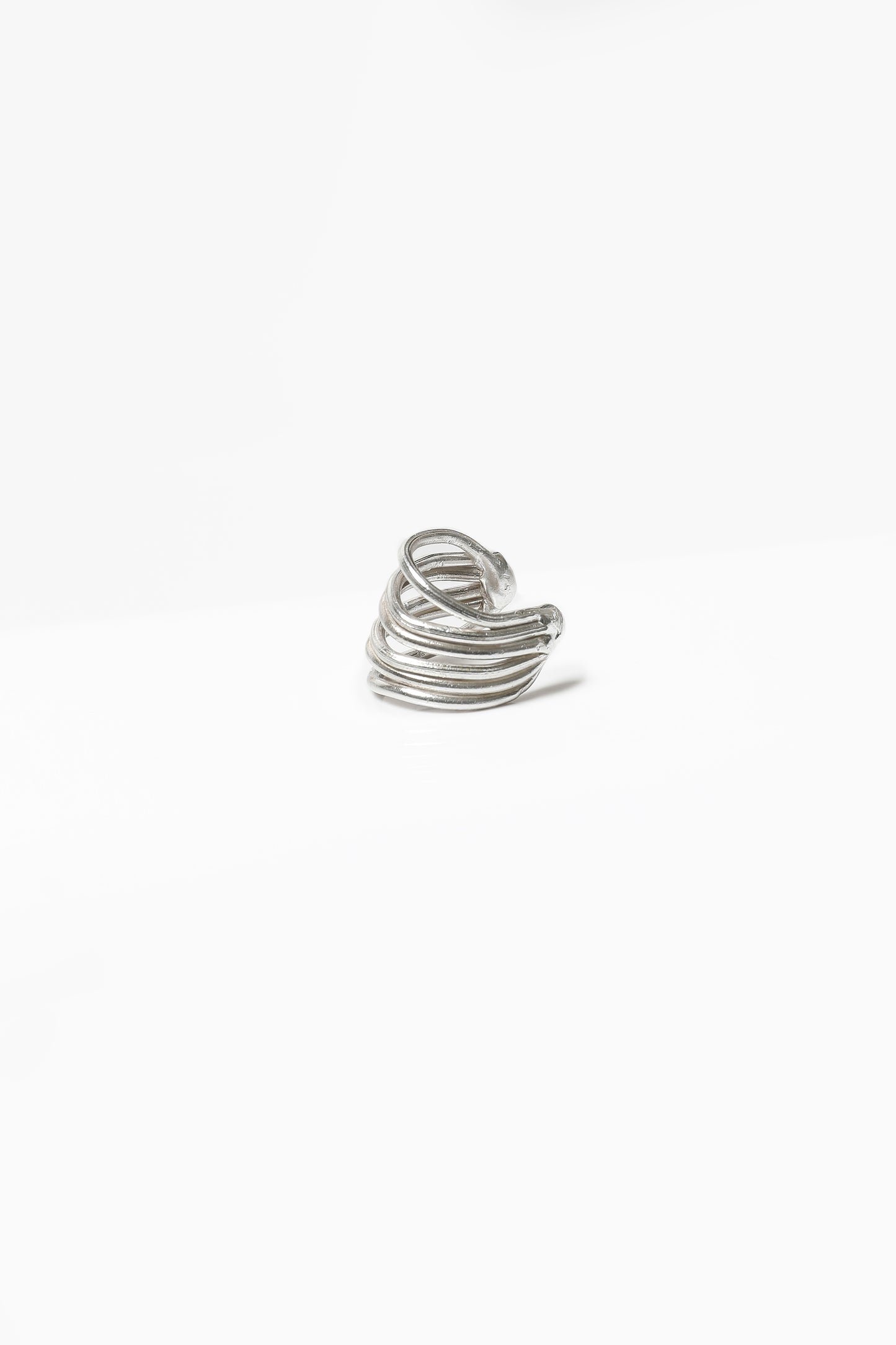 Nira ear cuff